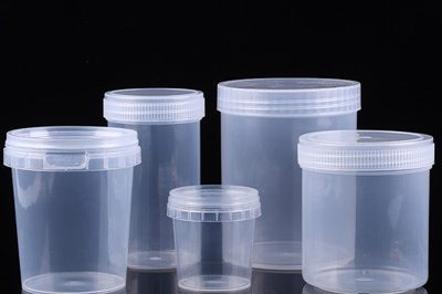 Plastic bucket 400