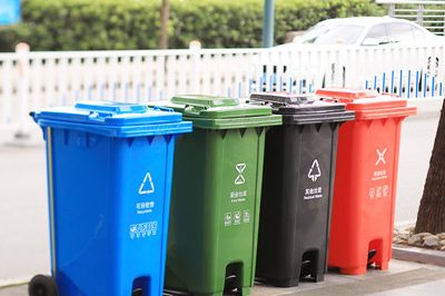 plastic dustbin 400