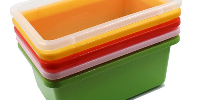 plastic storage bin (3)