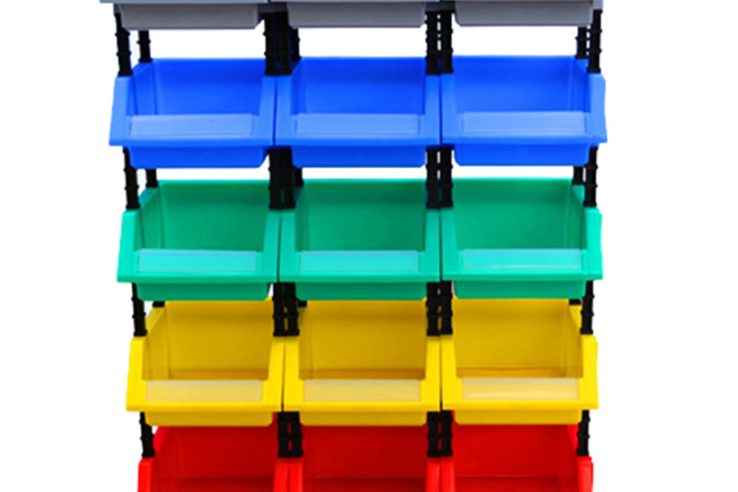 plastic storage bin (3)