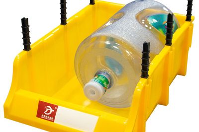 plastic storage bin 400