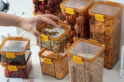 Stackable transparent square sealed plastic storage box (3)